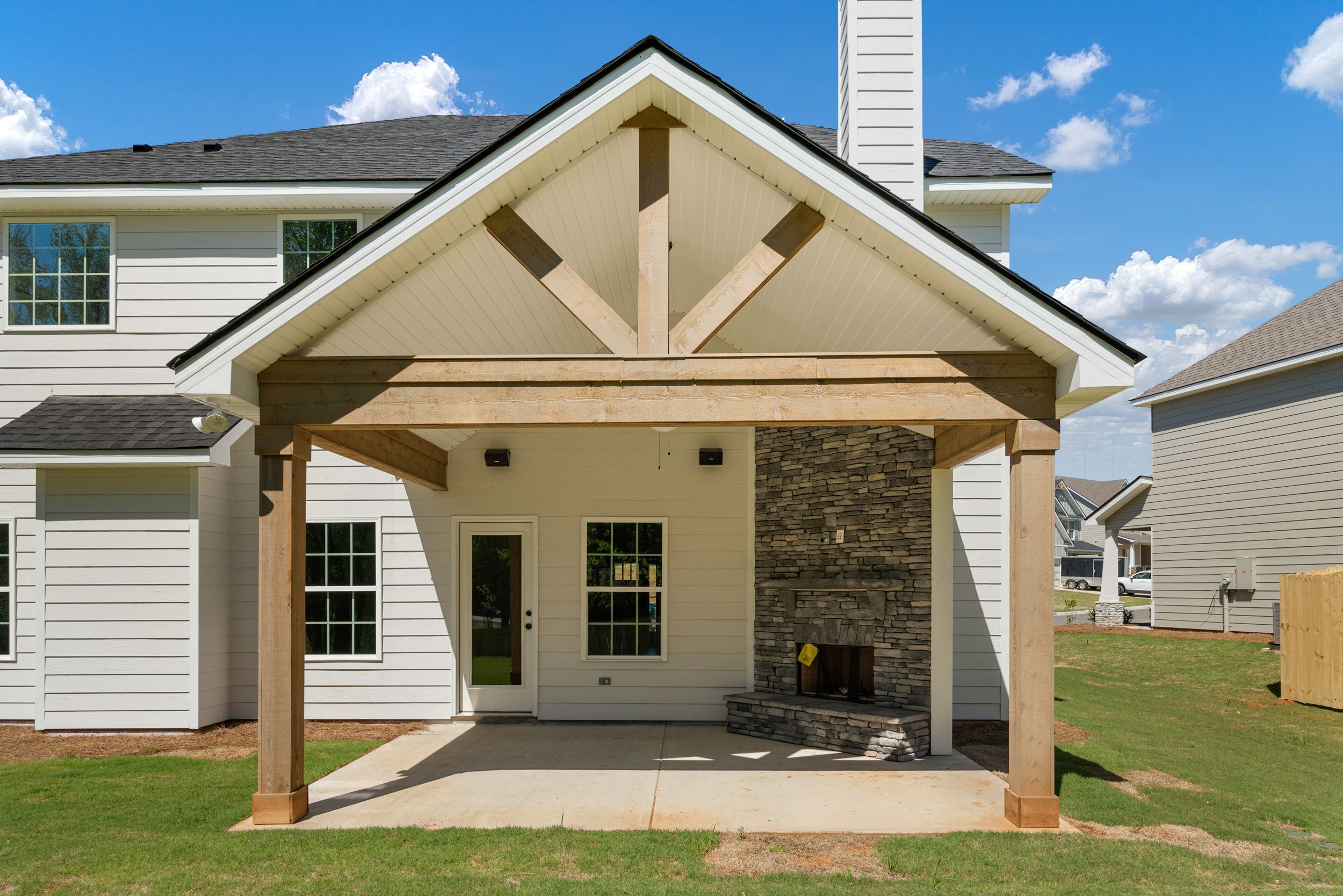 4312 Cornwall Drive. Forsyth, GA 31029