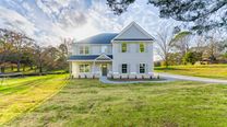 Mountain View Road por Hughston Homes en Columbus Georgia