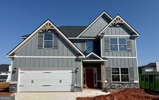 Hawthorn - Lake Forest: Perry, Georgia - Hughston Homes