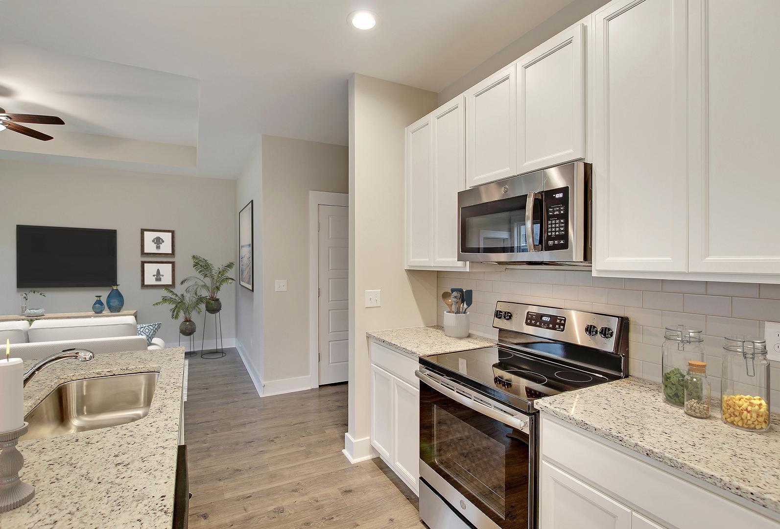 Arlington Kitchen Furnished