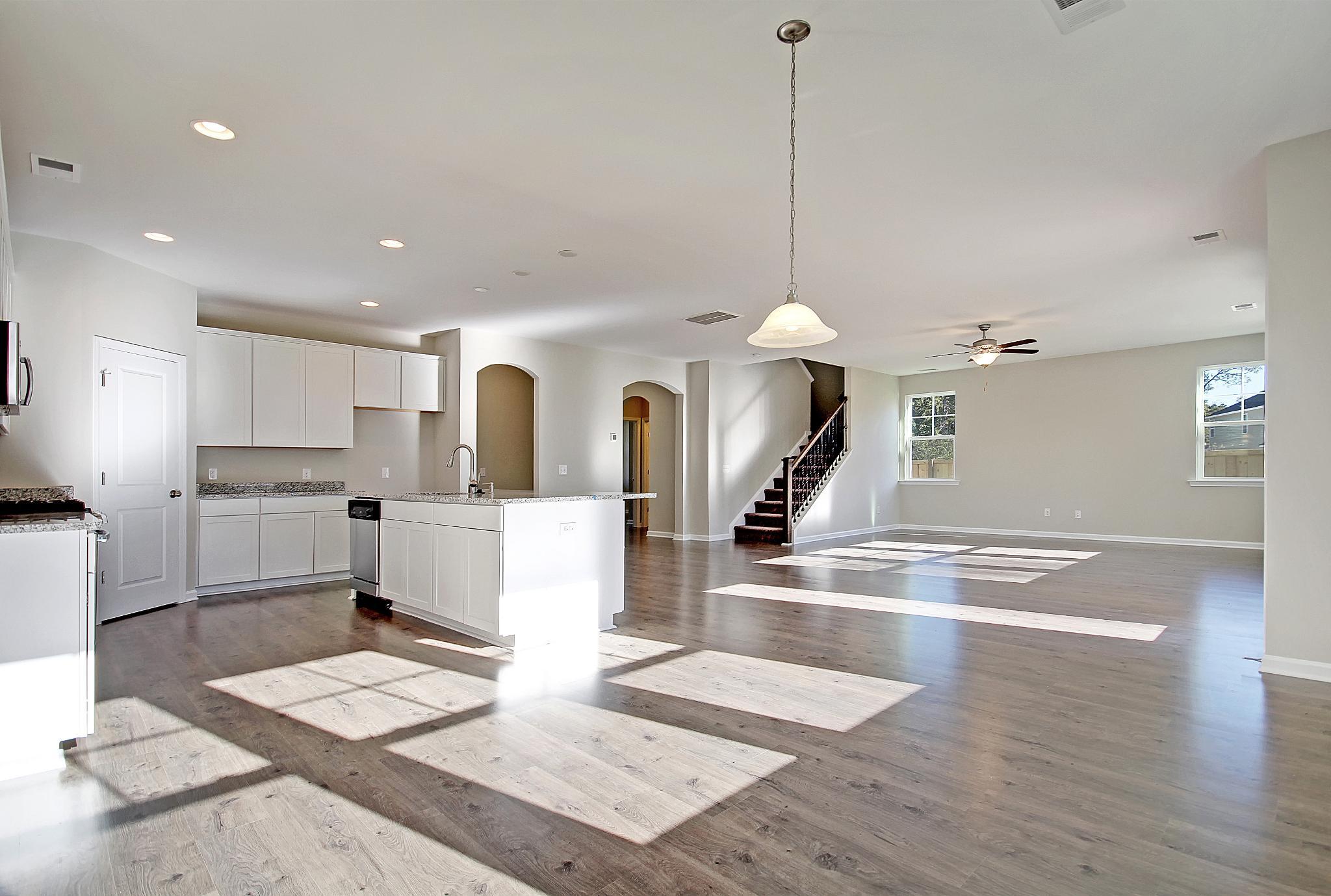 McCormick Breakfast Area Overlooking Living Room