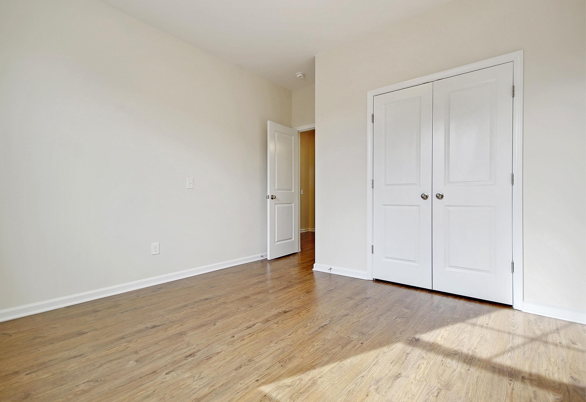 Greenwood Flex Bedroom Closet