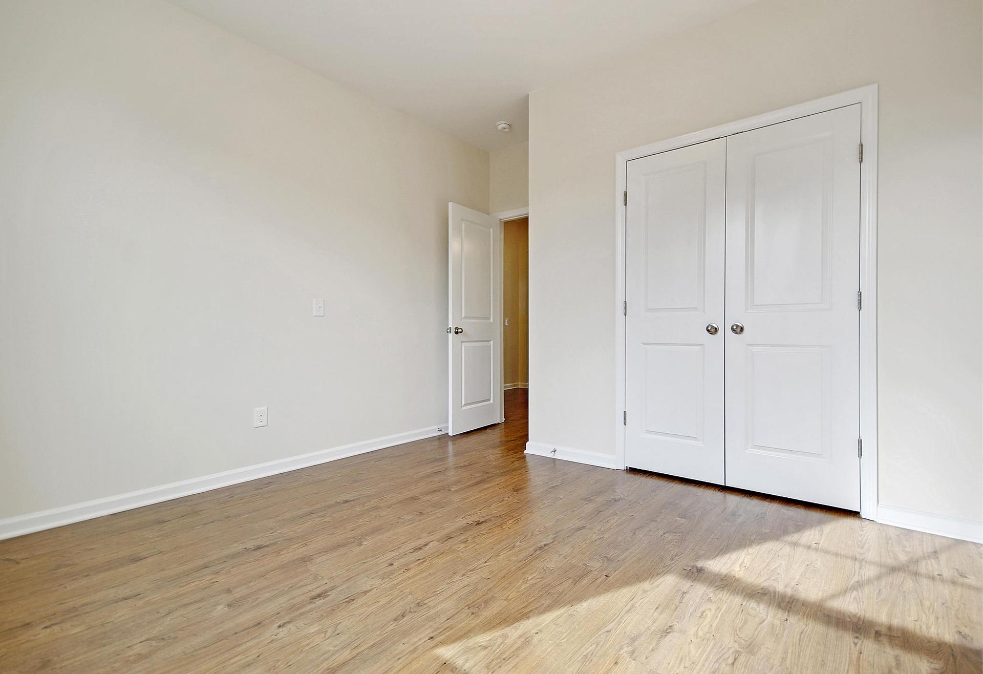 Greenwood Flex Bedroom Closet