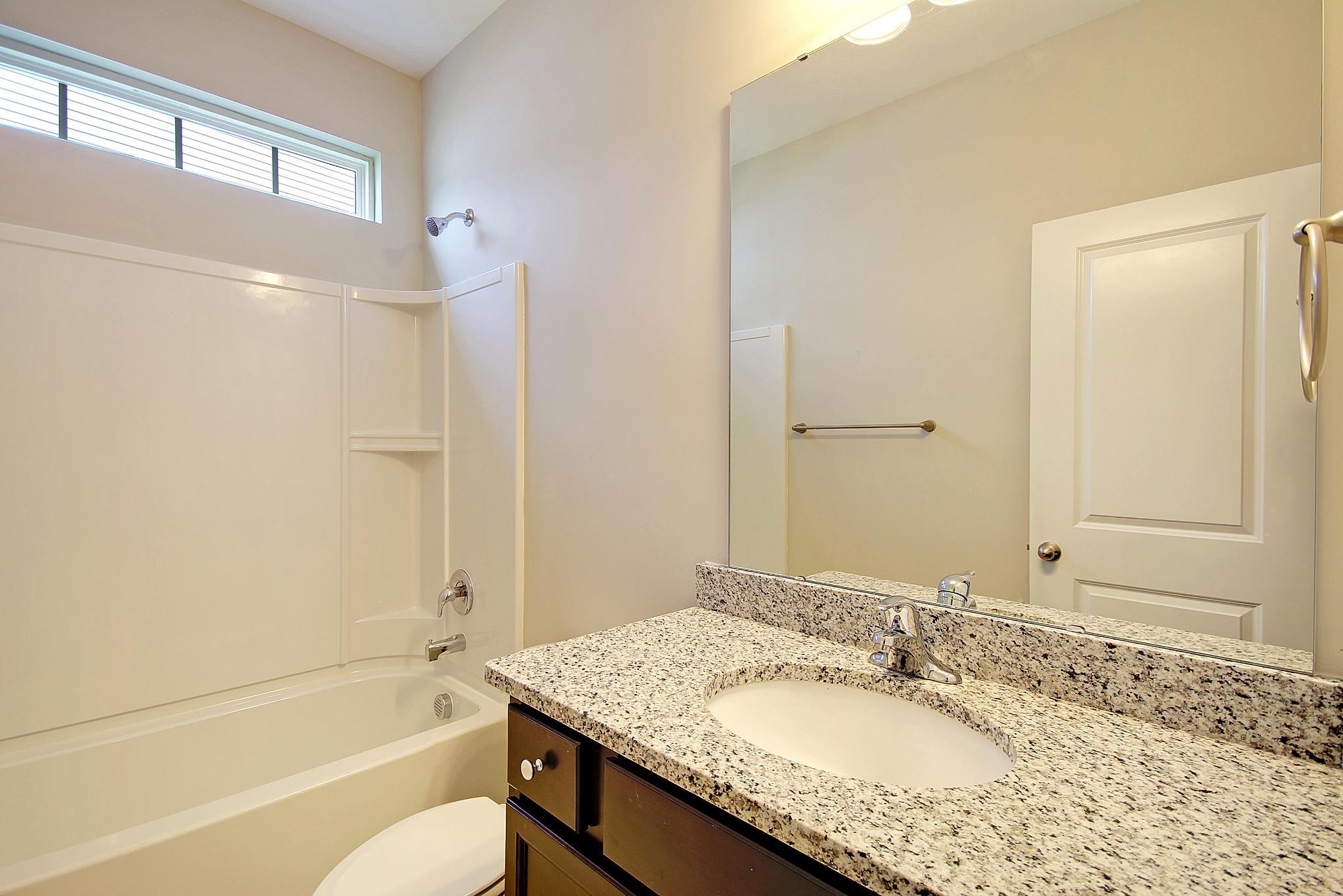 Saluda Full Bathroom Downstairs Option