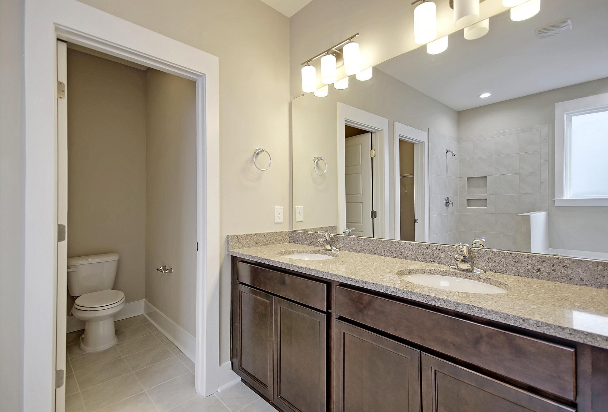 St. Ledger Master Bathroom