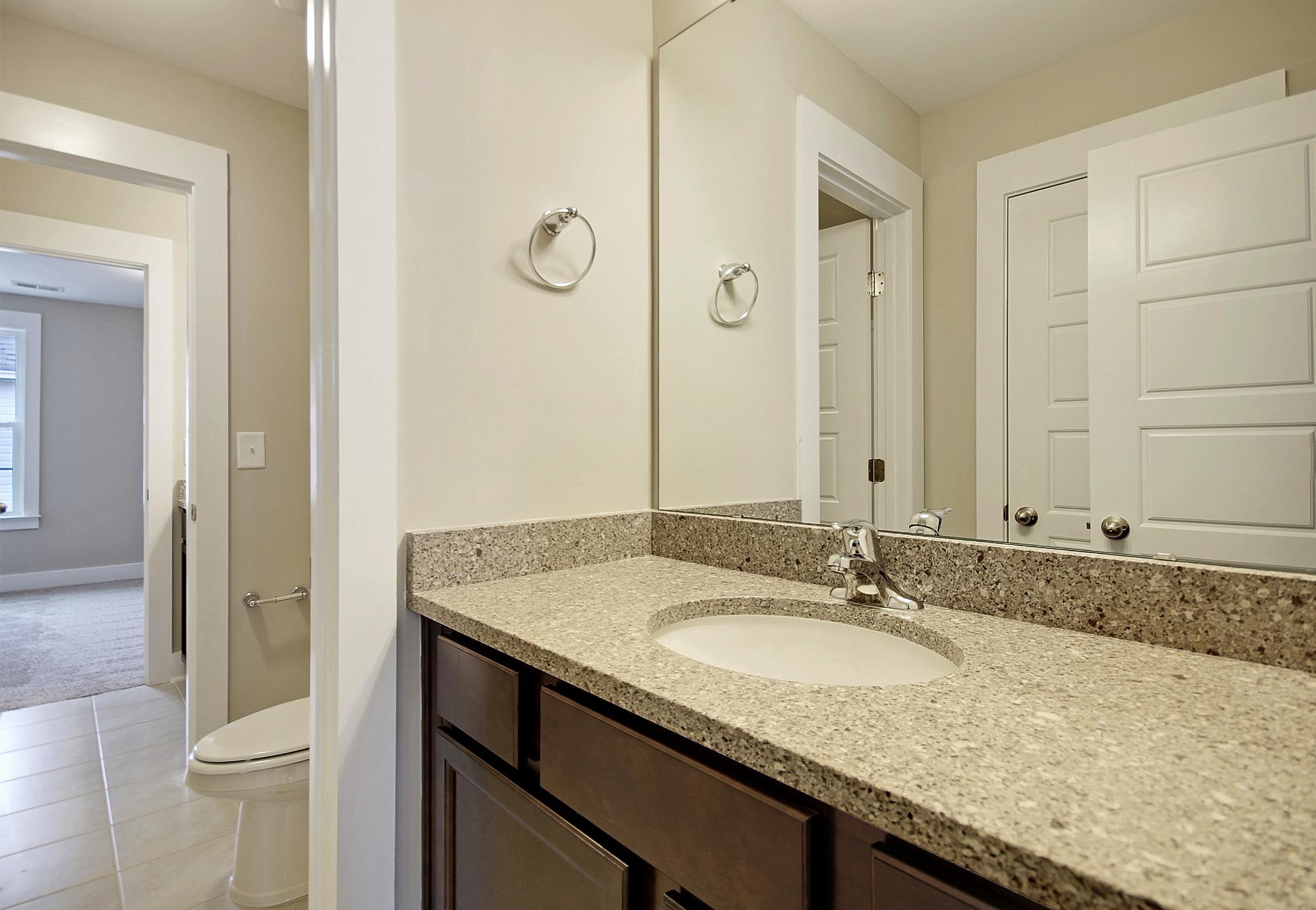 St. Ledger Jack and Jill Bathroom View 3