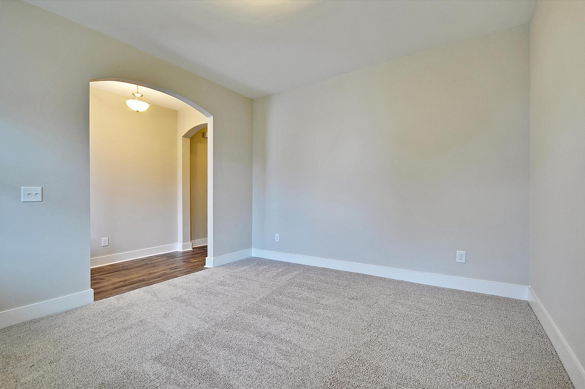 Maywood II Flex Room