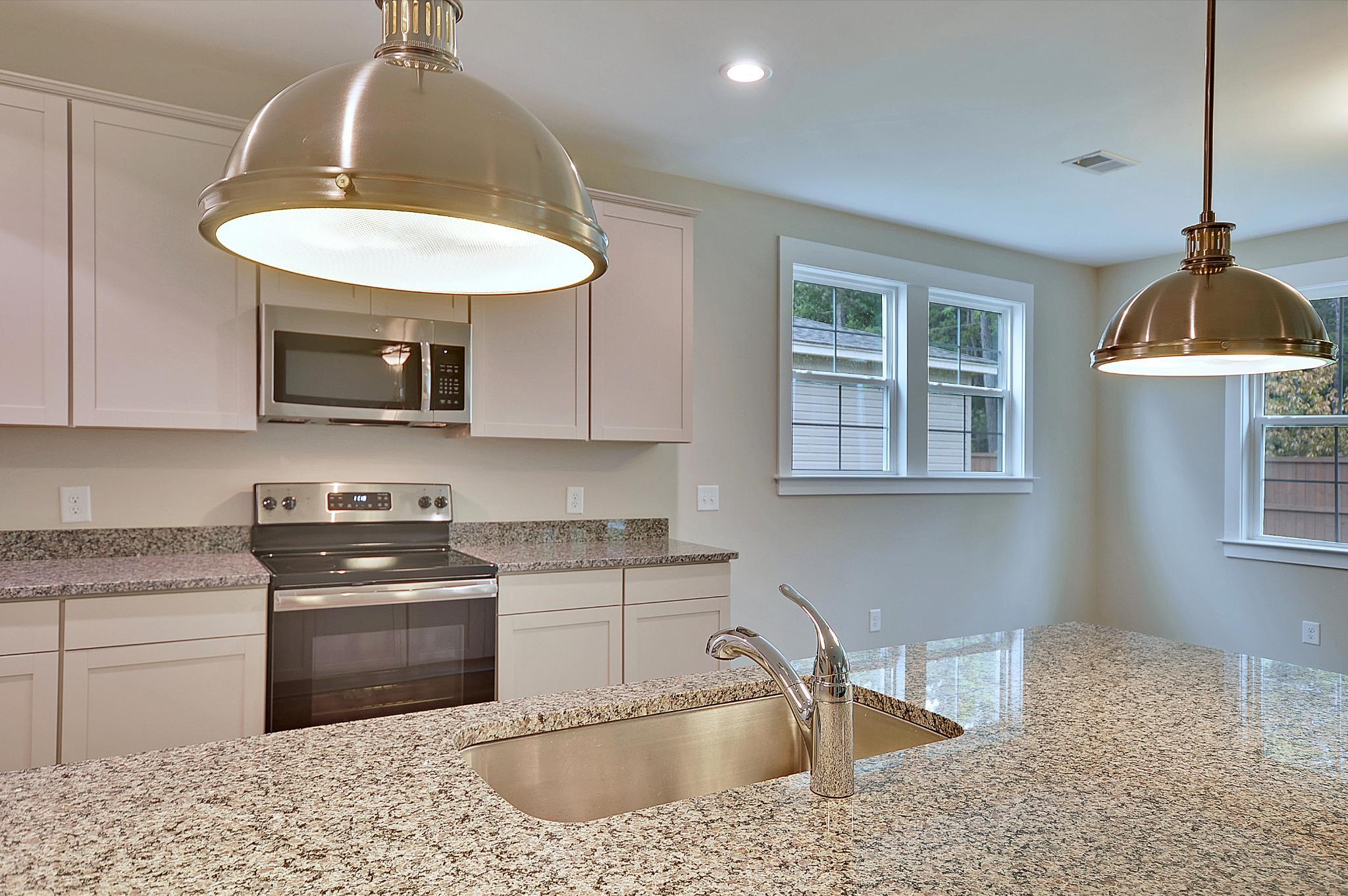 Maywood II Kitchen Island
