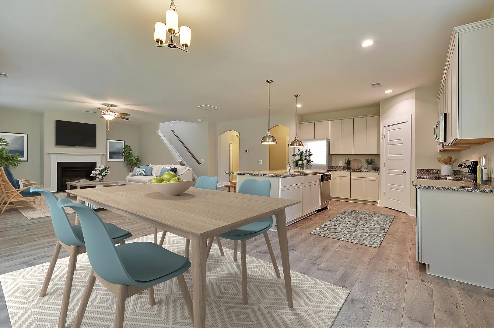 Maywood II Breakfast Area Furnished