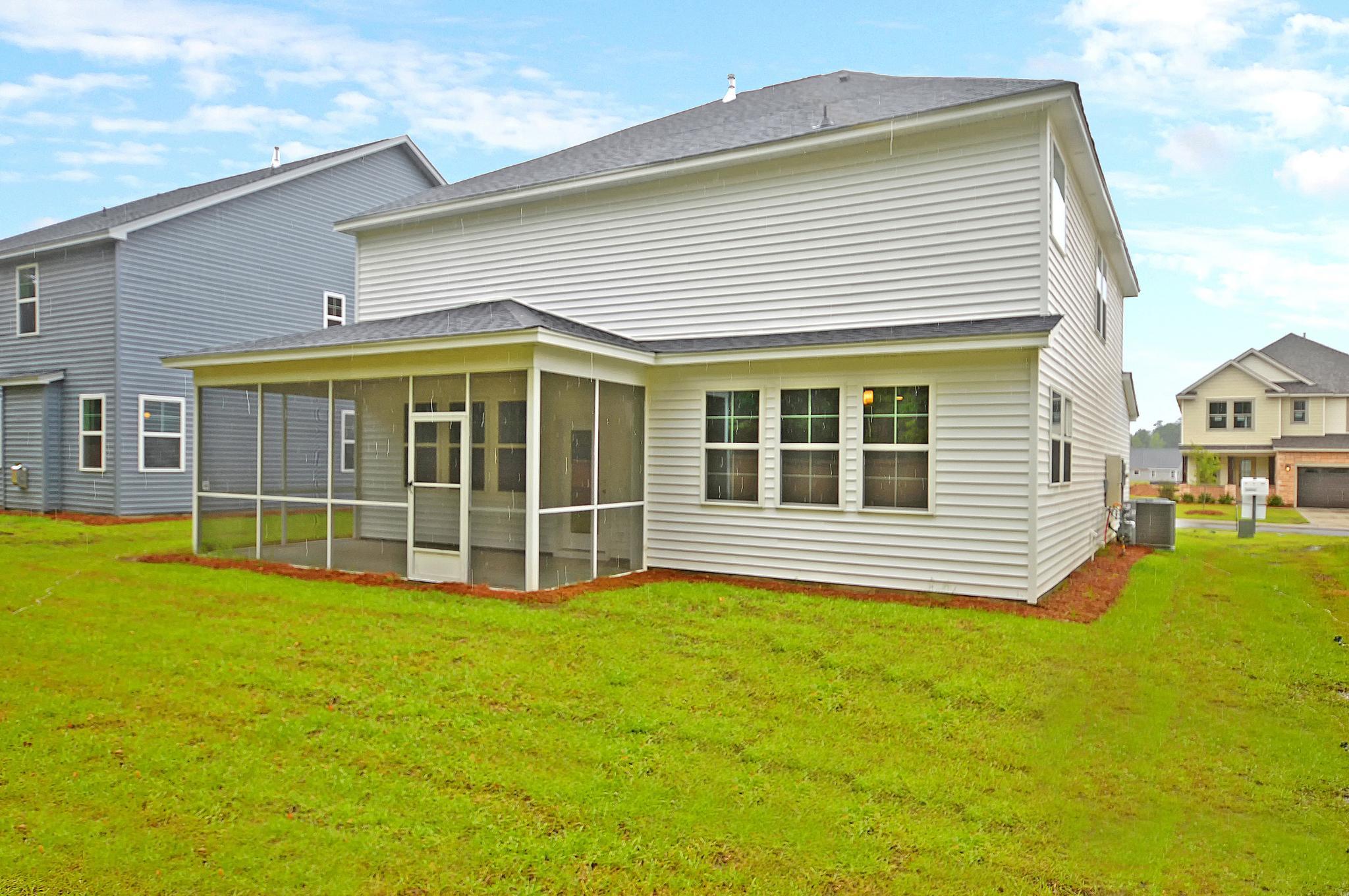 Maywood II Rear Exterior