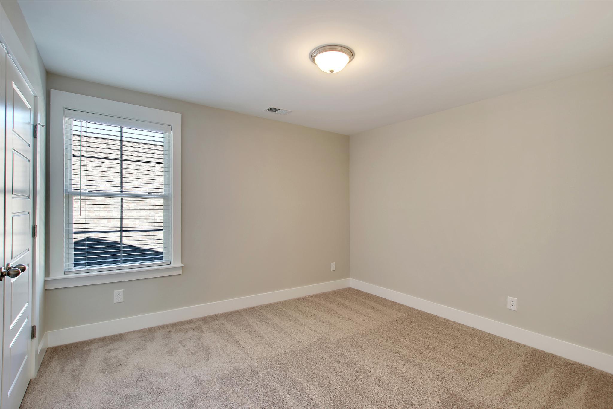 Saratoga Bedroom 2