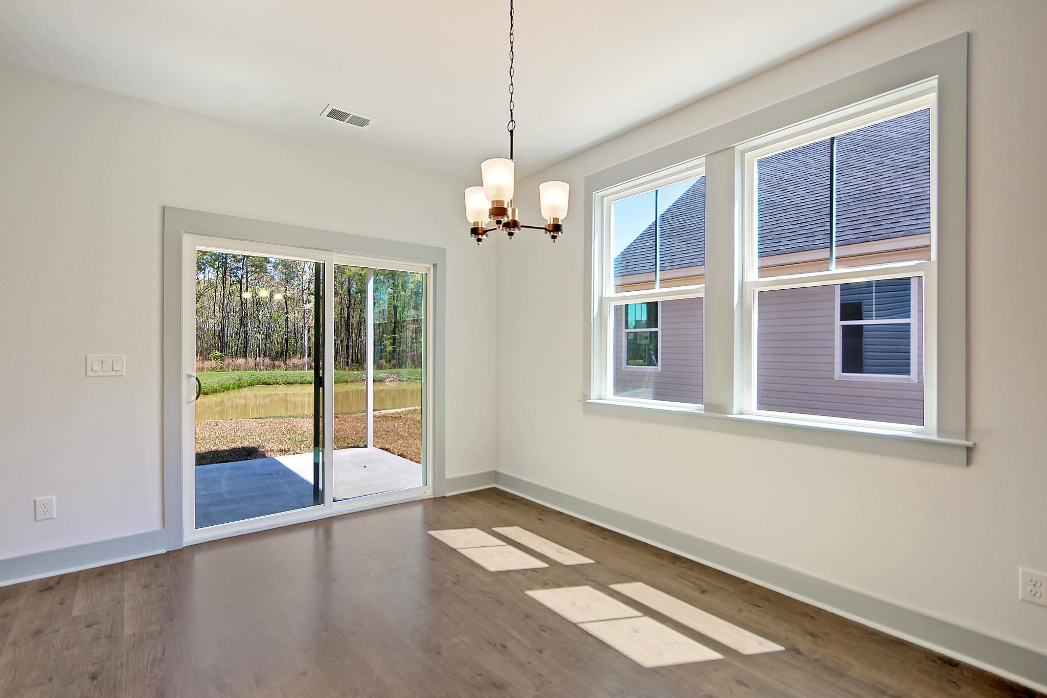 Freehold Breakfast Area