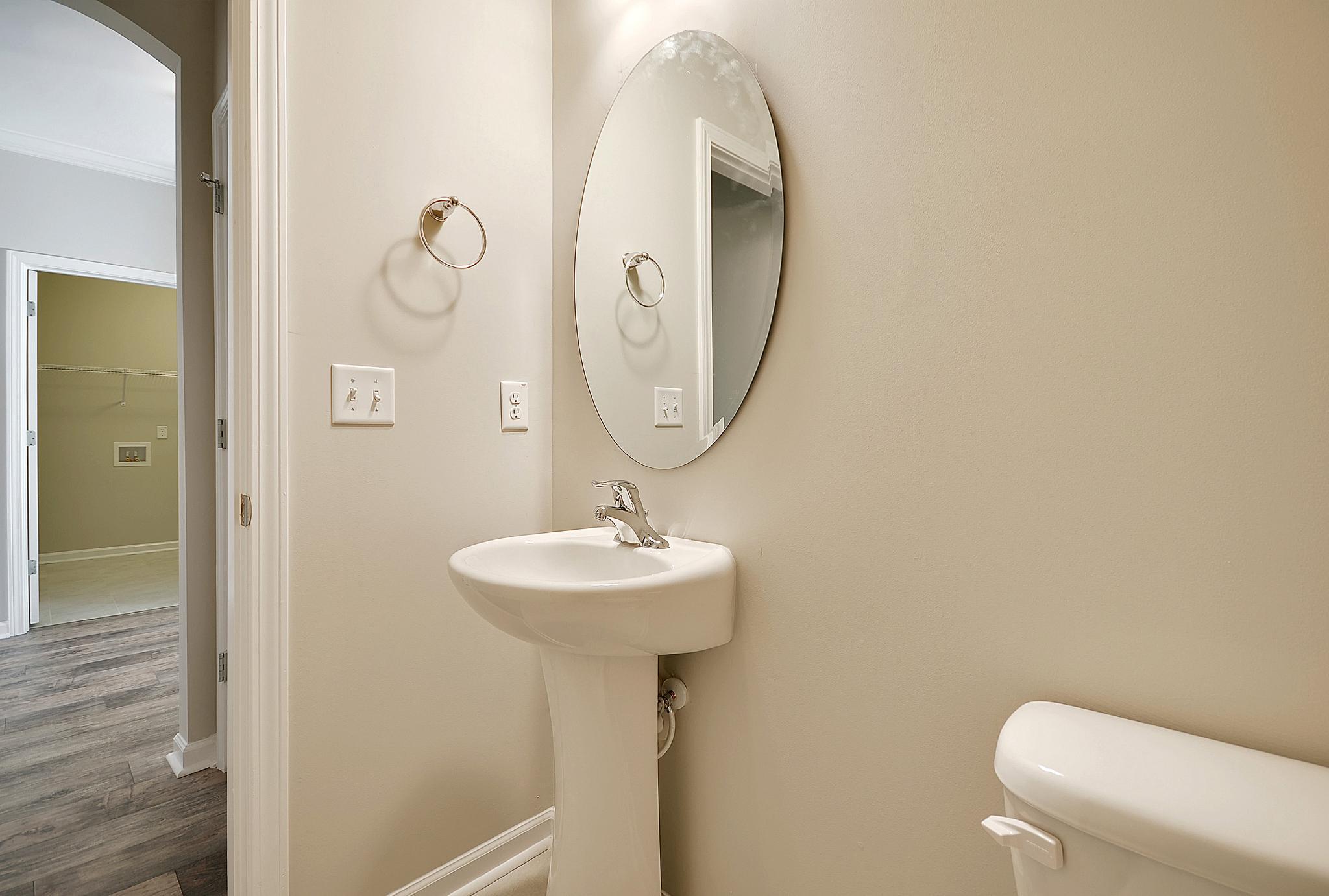 Hampton Powder Room