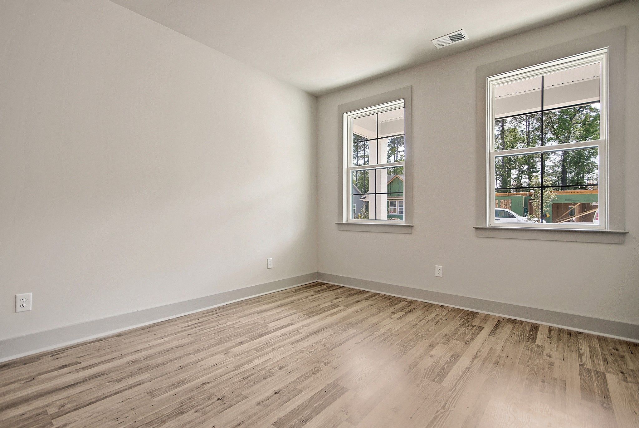 Harrington Flex Room