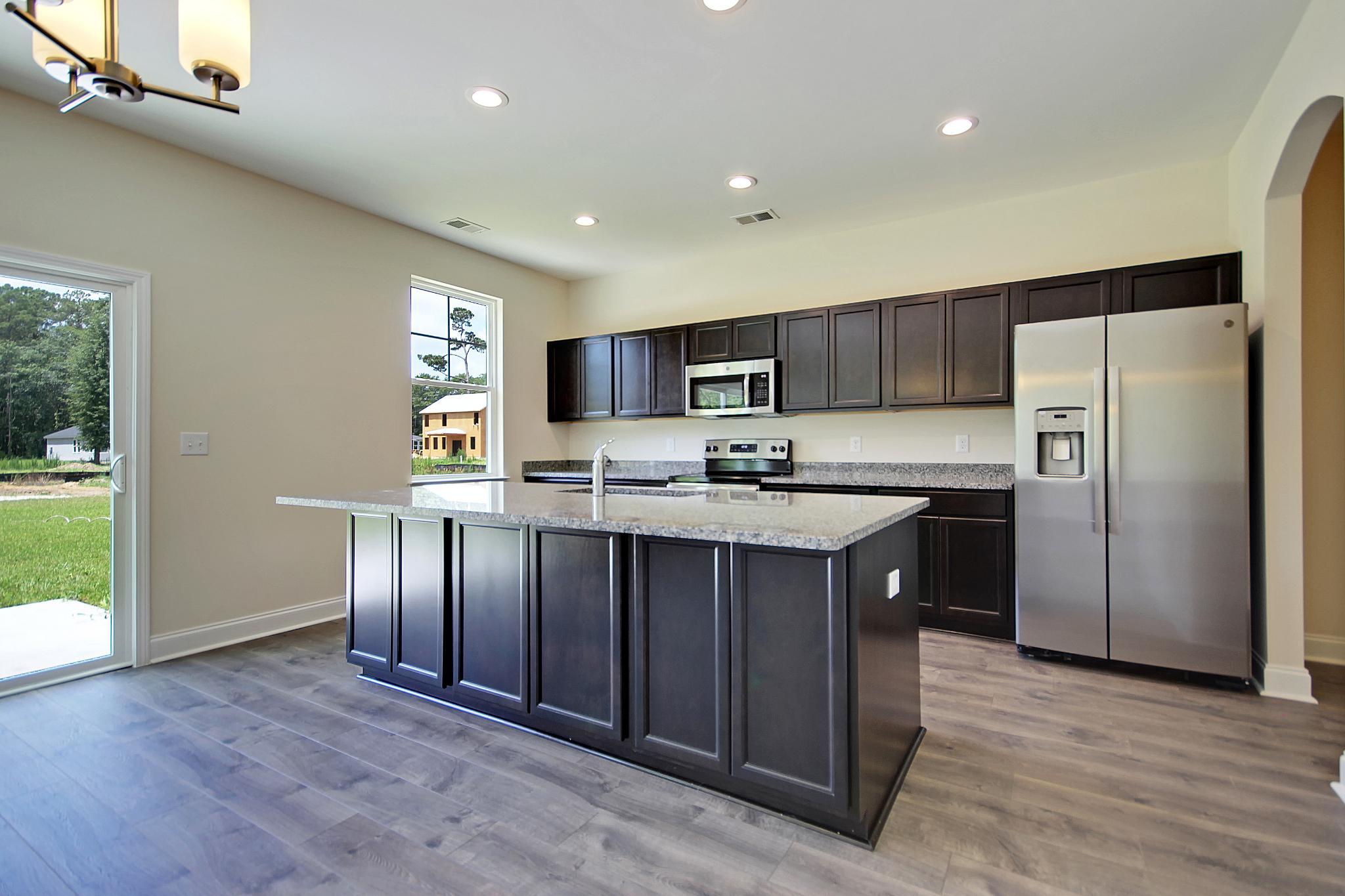 Dillon II Kitchen