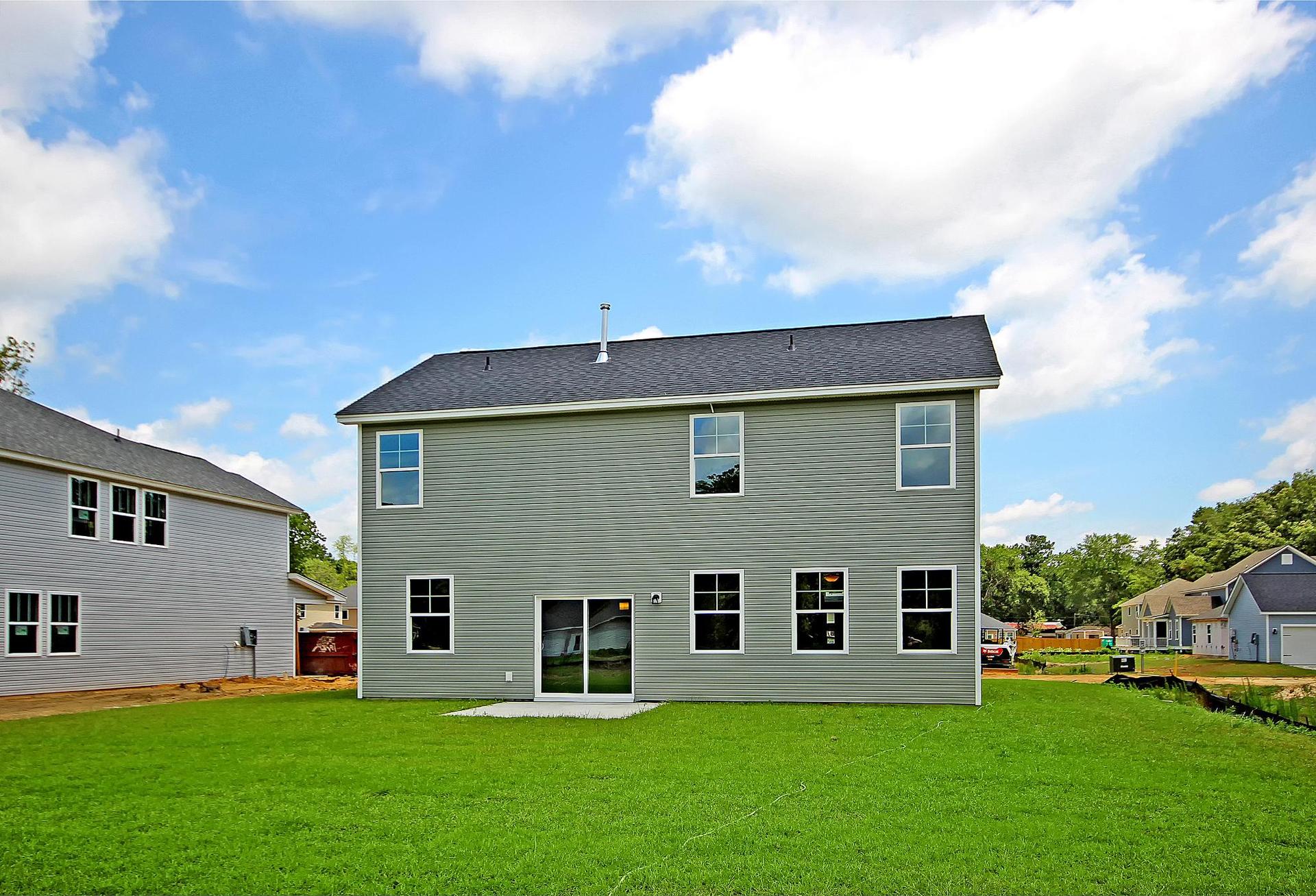 Dillon II Exterior