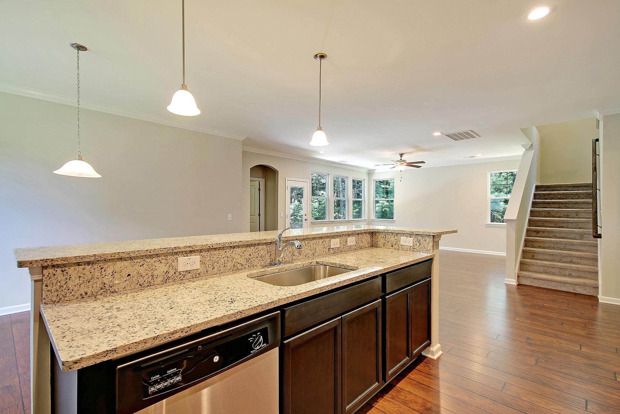 Saluda II Kitchen Island Overlooking Breakfast Area