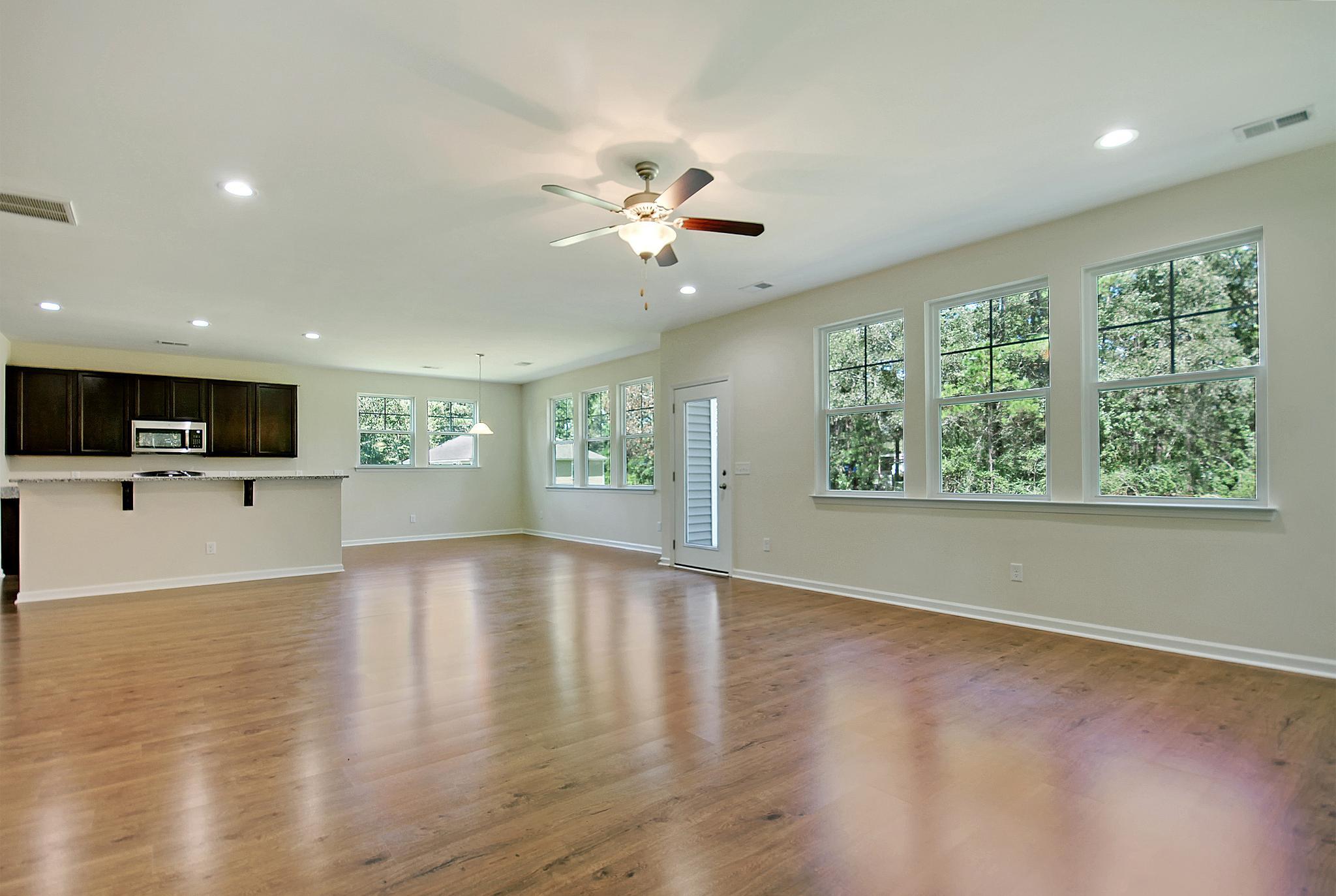 McCormick II Living Room
