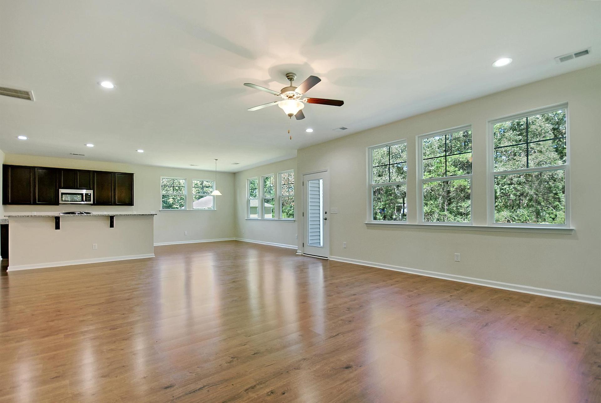 McCormick II Living Room