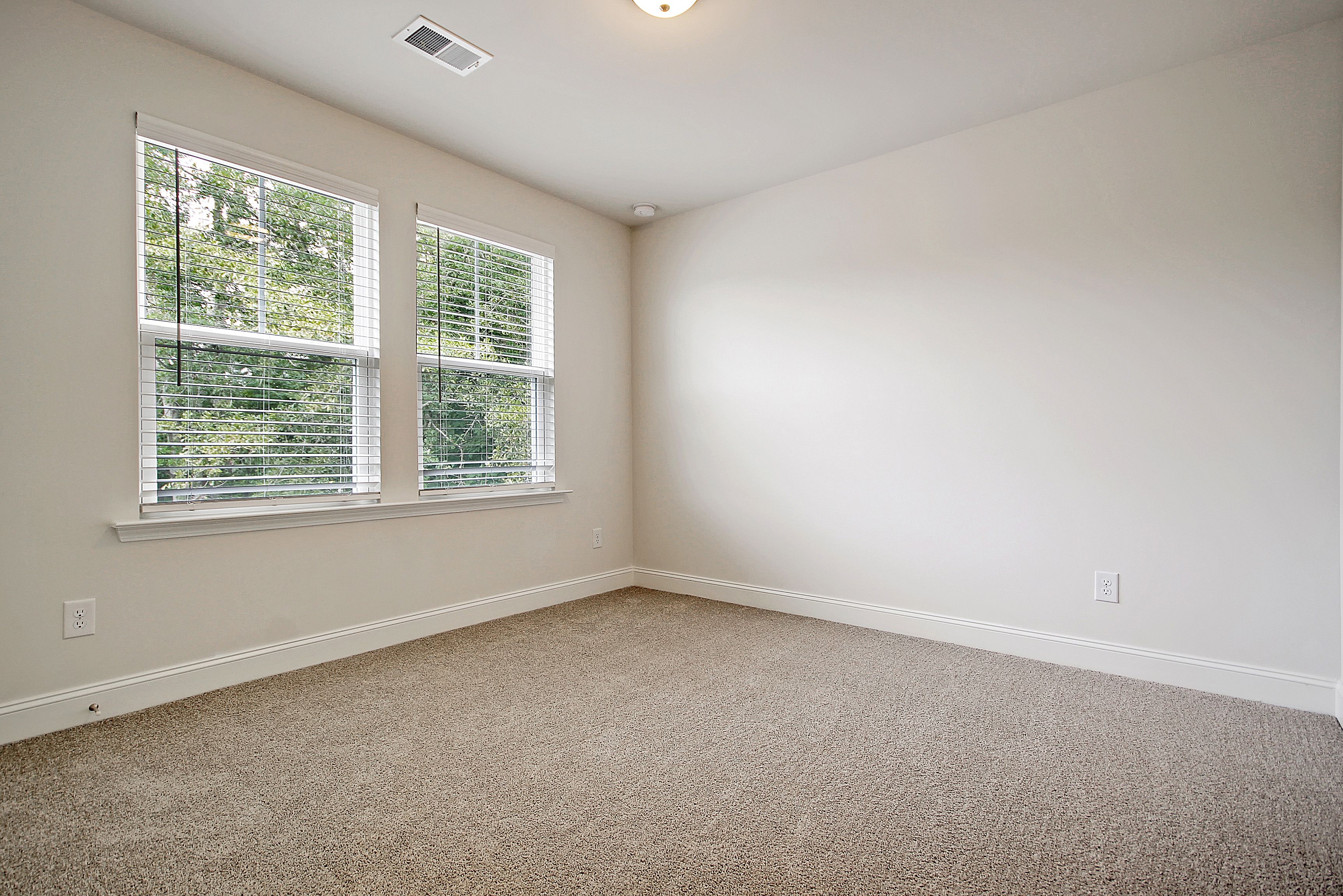 Buffett Bedroom 2