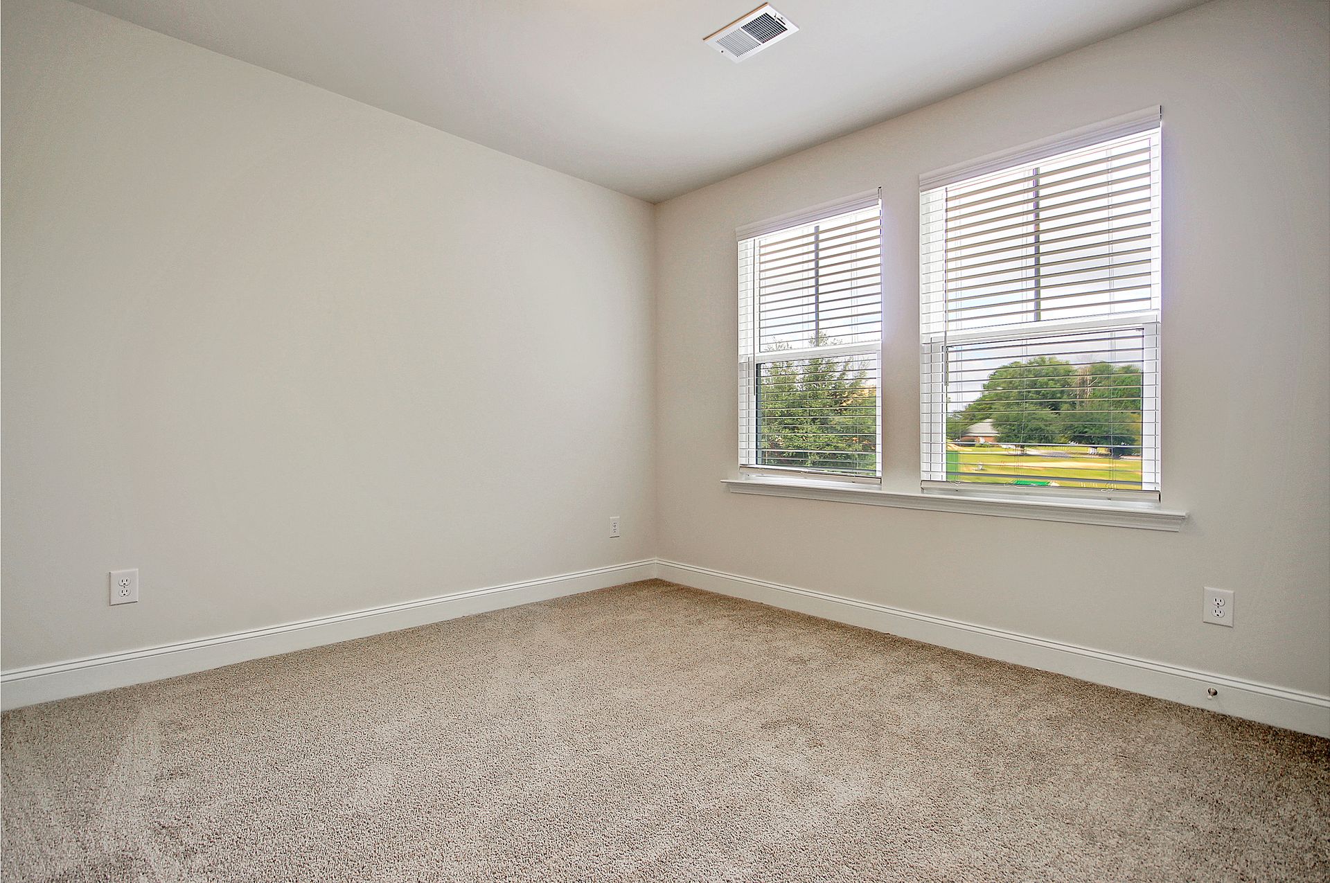 Buffett Bedroom 3