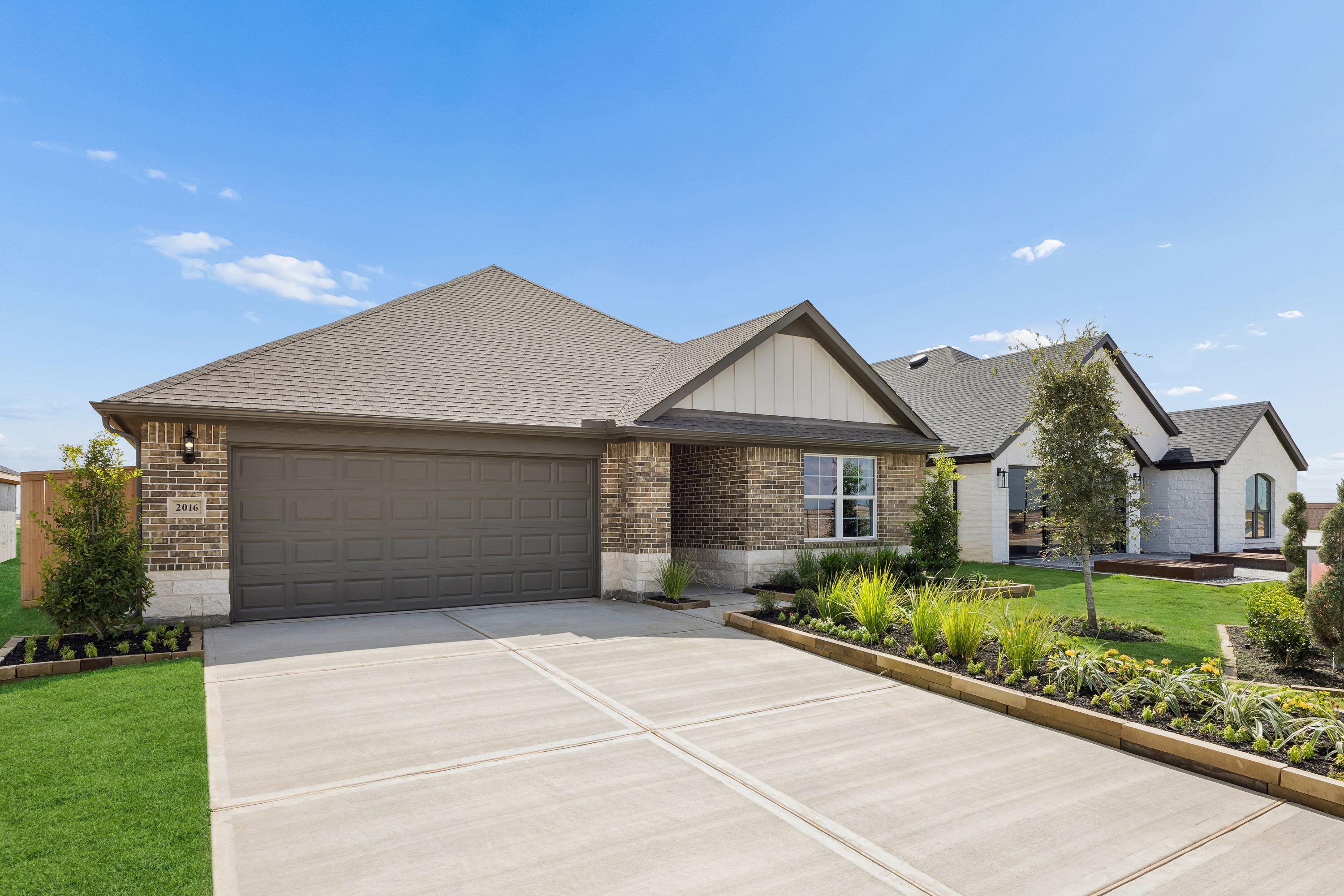 casa en Sunterra Lakes por Imagination Homes