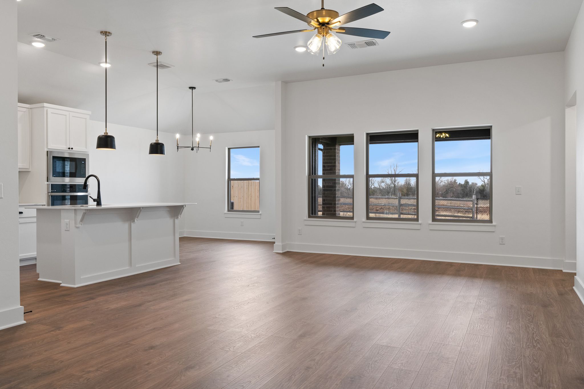 Jordan - Abbot Lake: Oklahoma City, Oklahoma - Ideal Homes