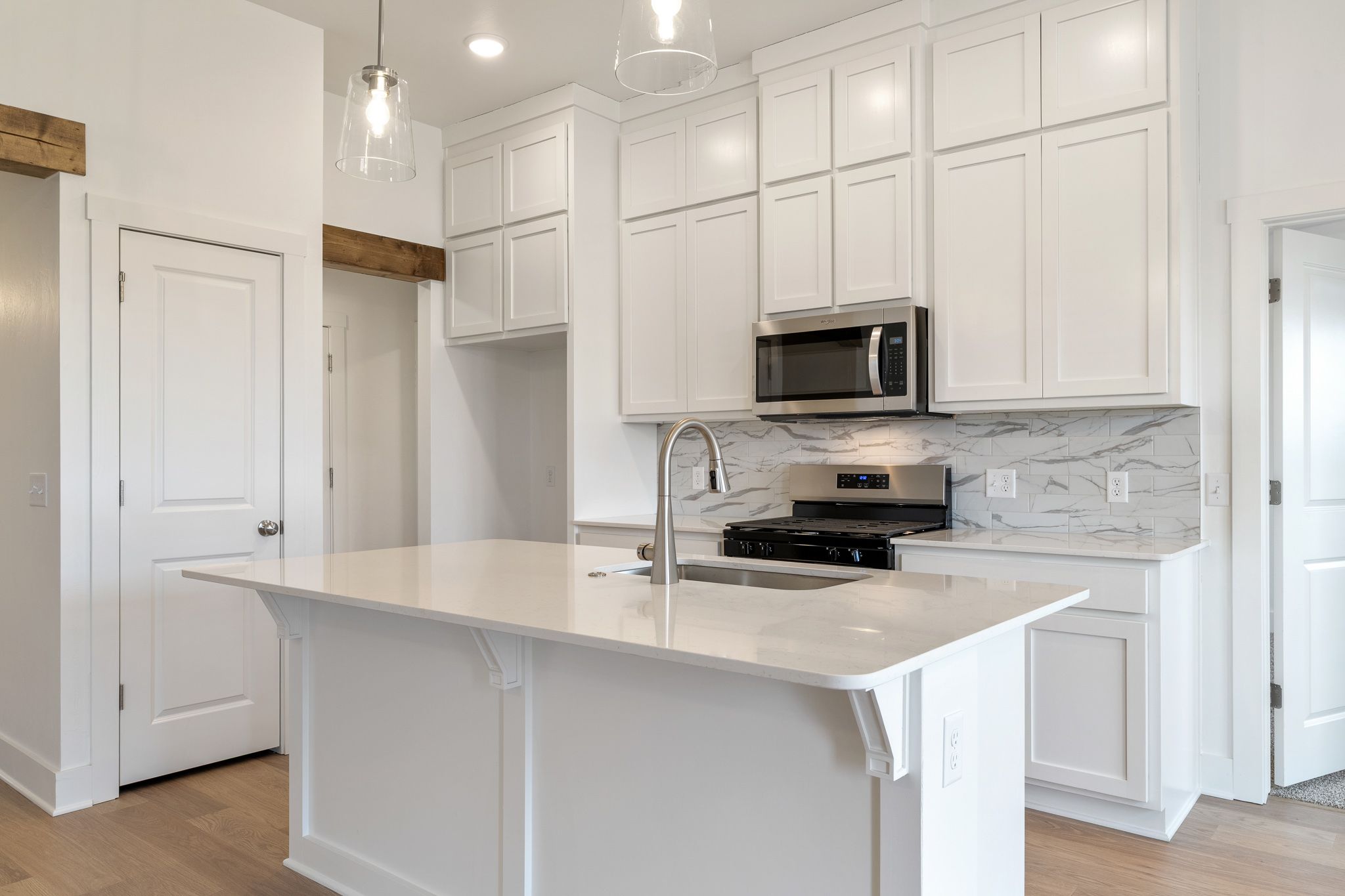 6509 SE 84th Street - Abbot Lake: Oklahoma City, Oklahoma - Ideal Homes