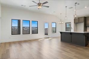 2498 Heather Road (2498 Heather Road)