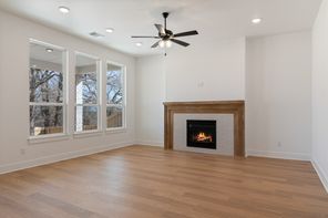 13205 Red Oak Drive (13205 Red Oak Drive)