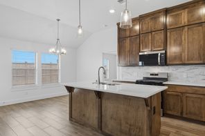 15913 Wolf Creek Way (15913 Wolf Creek Way)