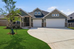 3017 James Way (3017 James Way)
