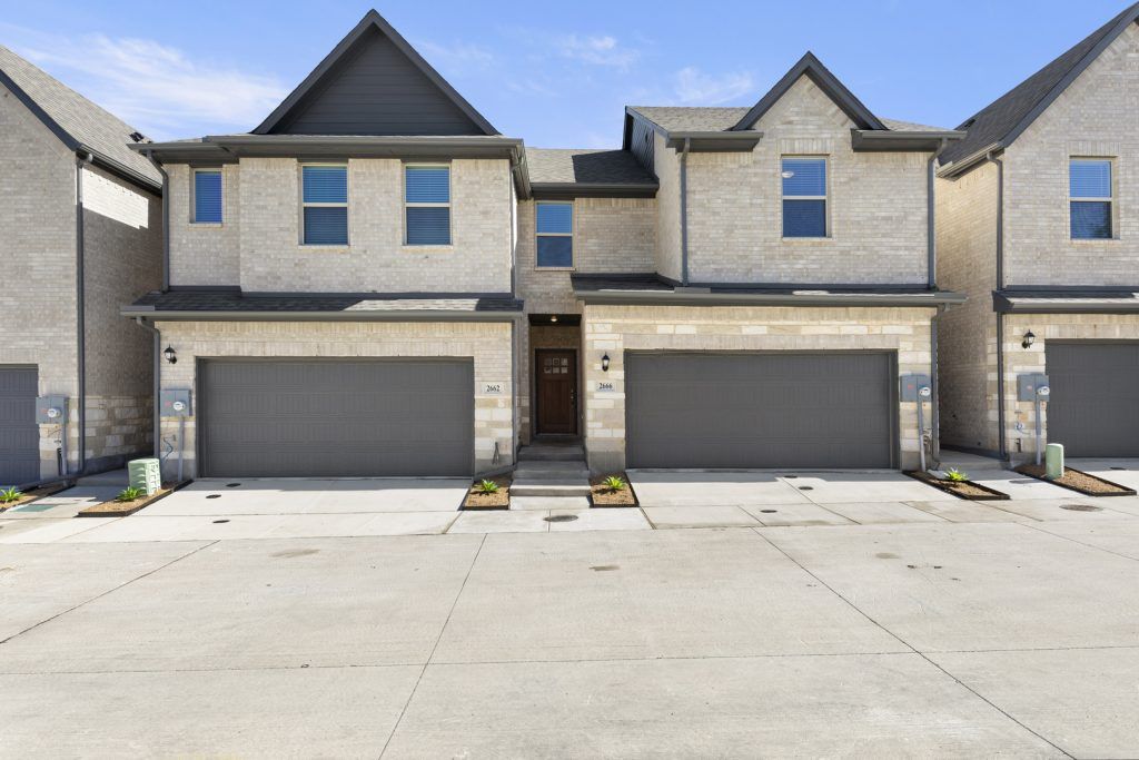 Amber - Sereno Oaks at Buckner Terrace: Dallas, Texas - Impression Homes