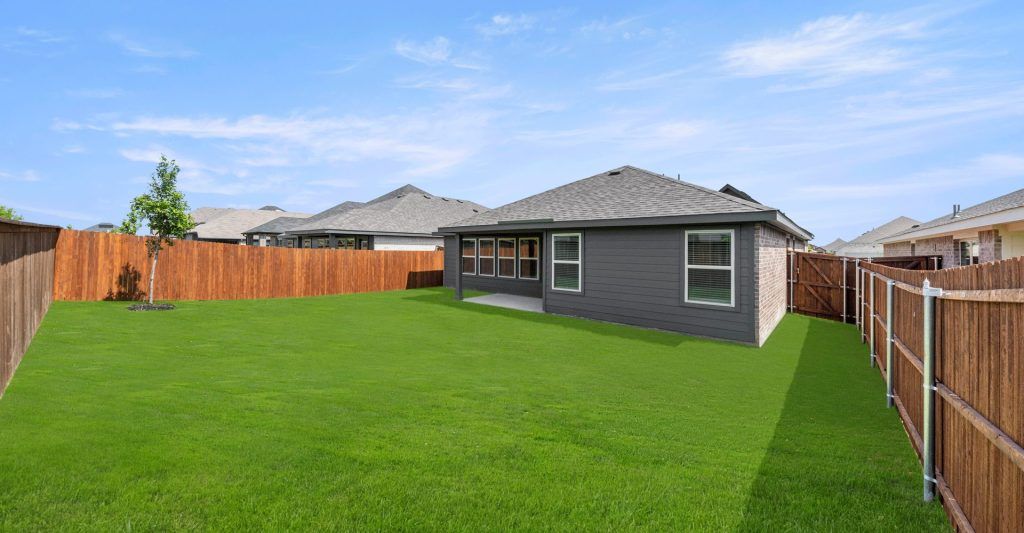 213 Wintergrass Drive. Waxahachie, TX 75165