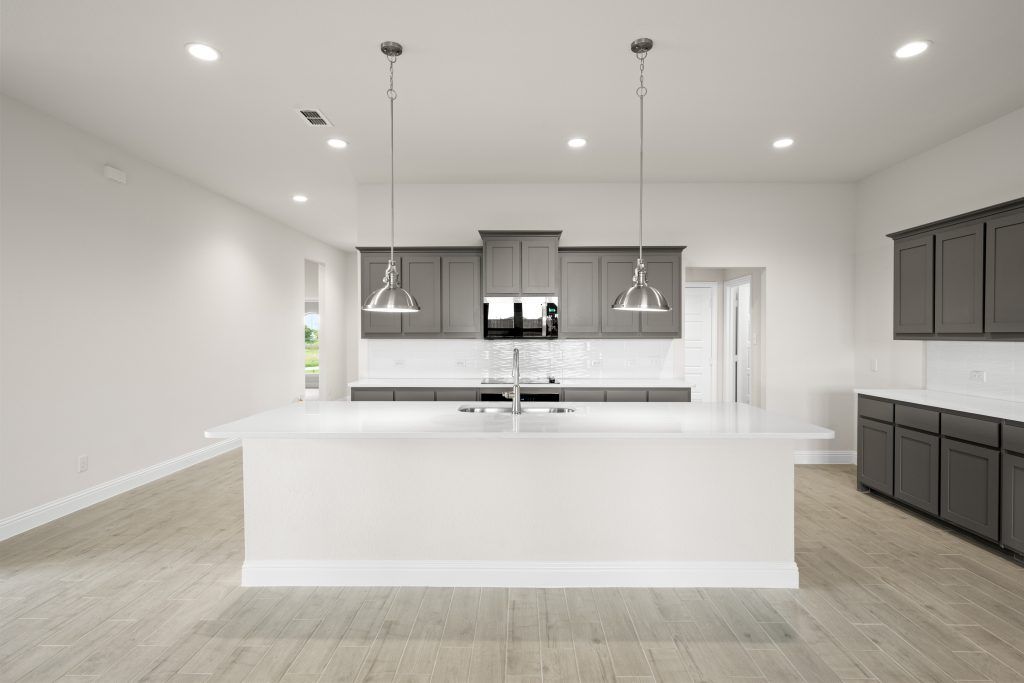 1010 Longbow Trail. Justin, TX 76247