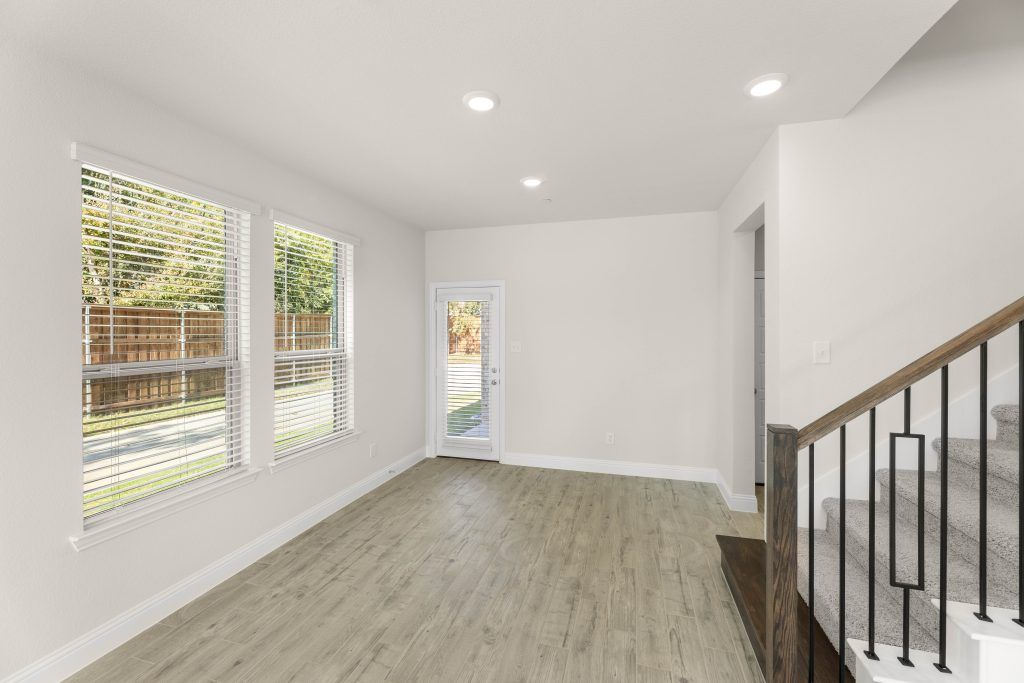 3076 Tall Pine Lane. Corinth, TX 76210