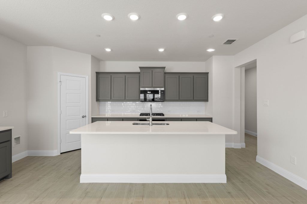 3076 Tall Pine Lane. Corinth, TX 76210