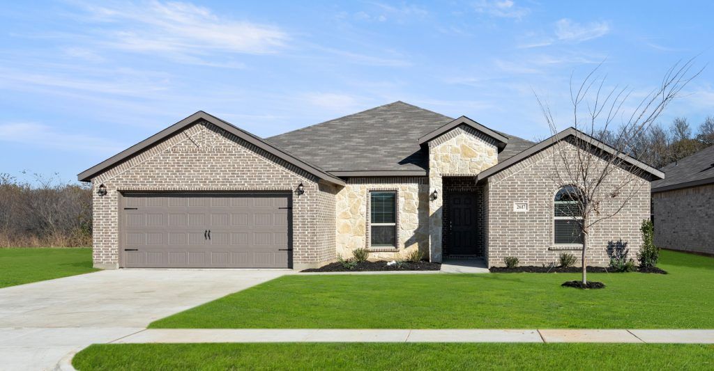 Hampton II - Mountain Valley: Burleson, Texas - Impression Homes