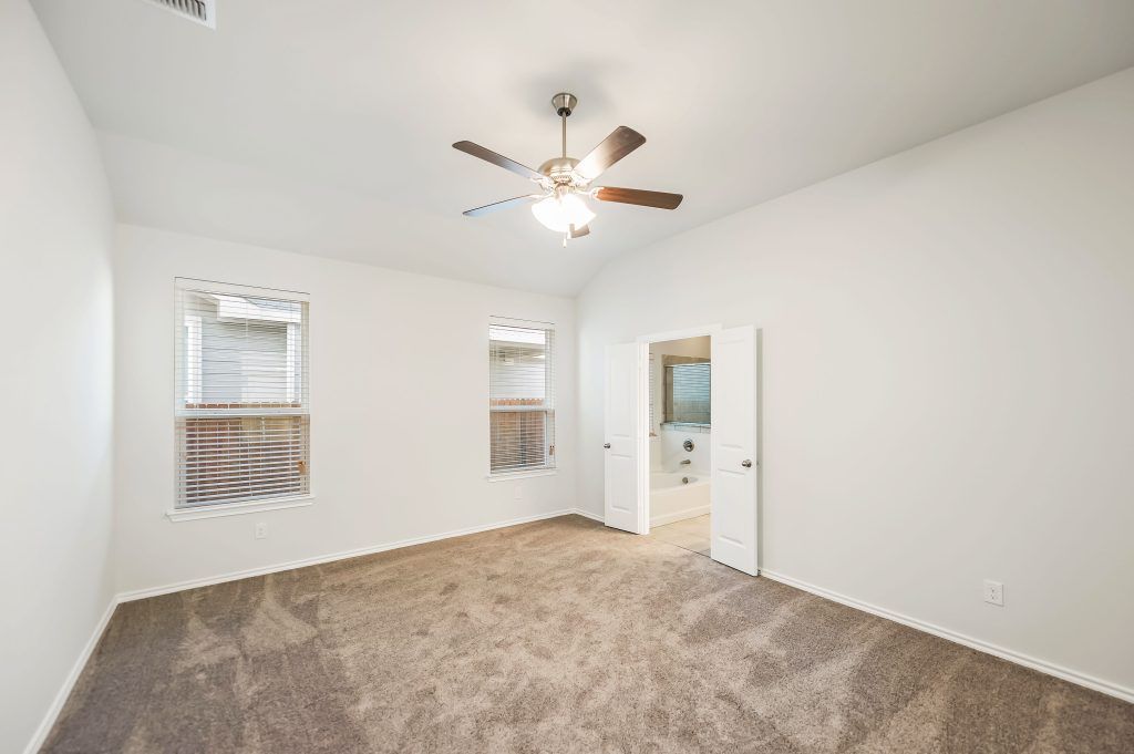 3904 Hometown Boulevard. Heartland, TX 75126