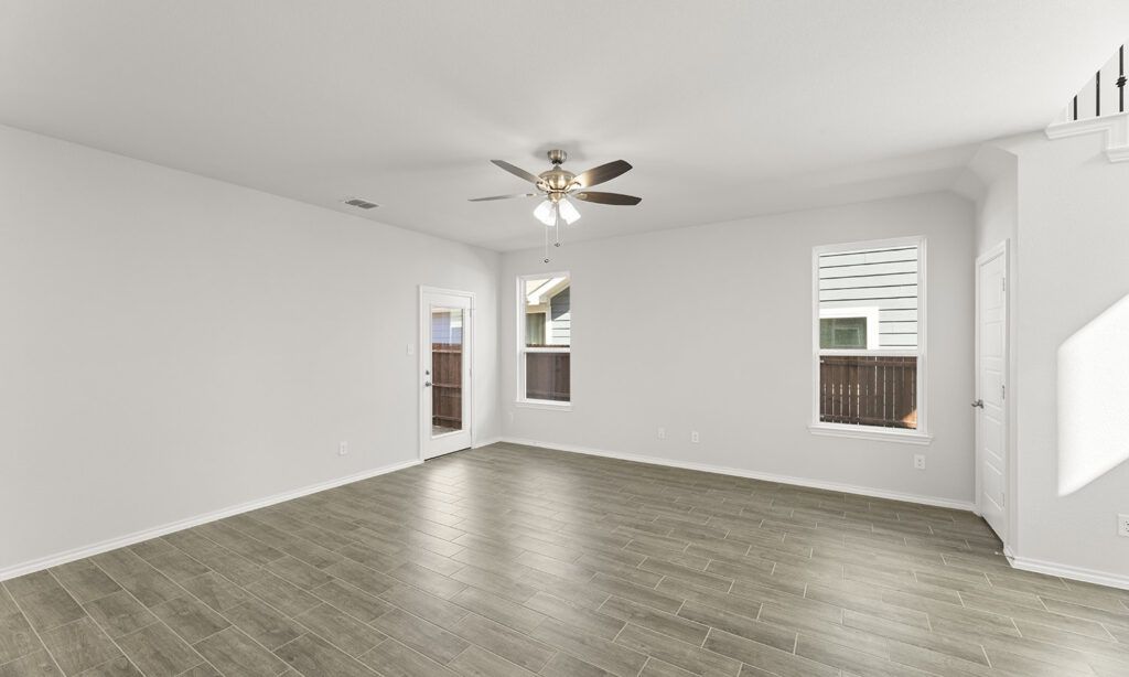 3904 Hometown Boulevard. Heartland, TX 75126