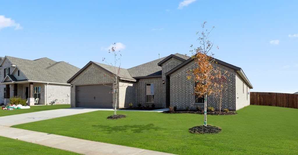 701 Stone Eagle Dr. Azle, TX 76020