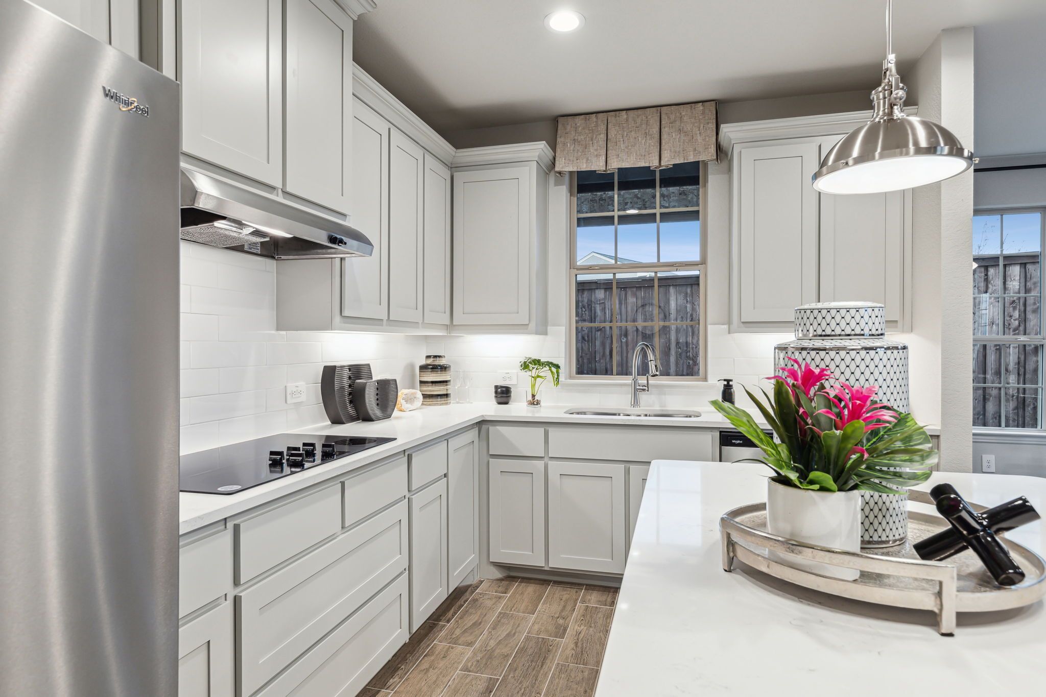 casa en Main Street Village por Impression Homes