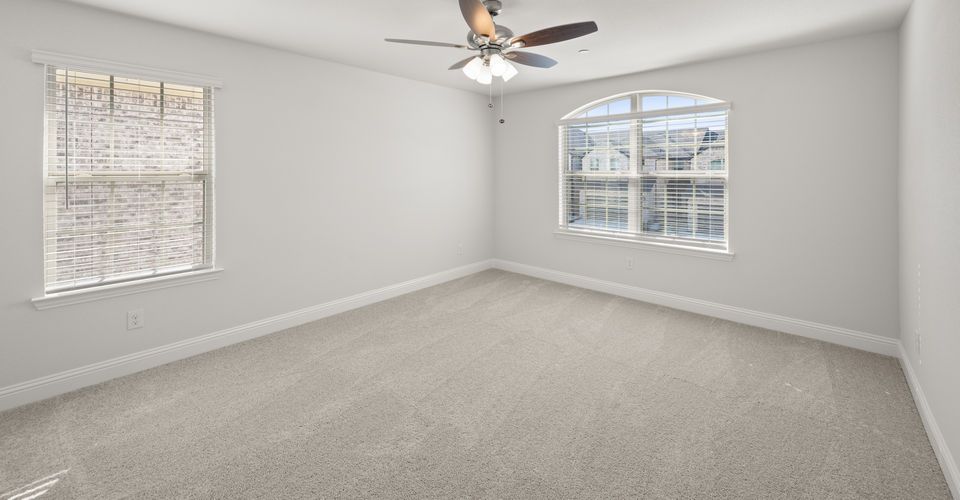 525 Sandiford Court. Mansfield, TX 76063