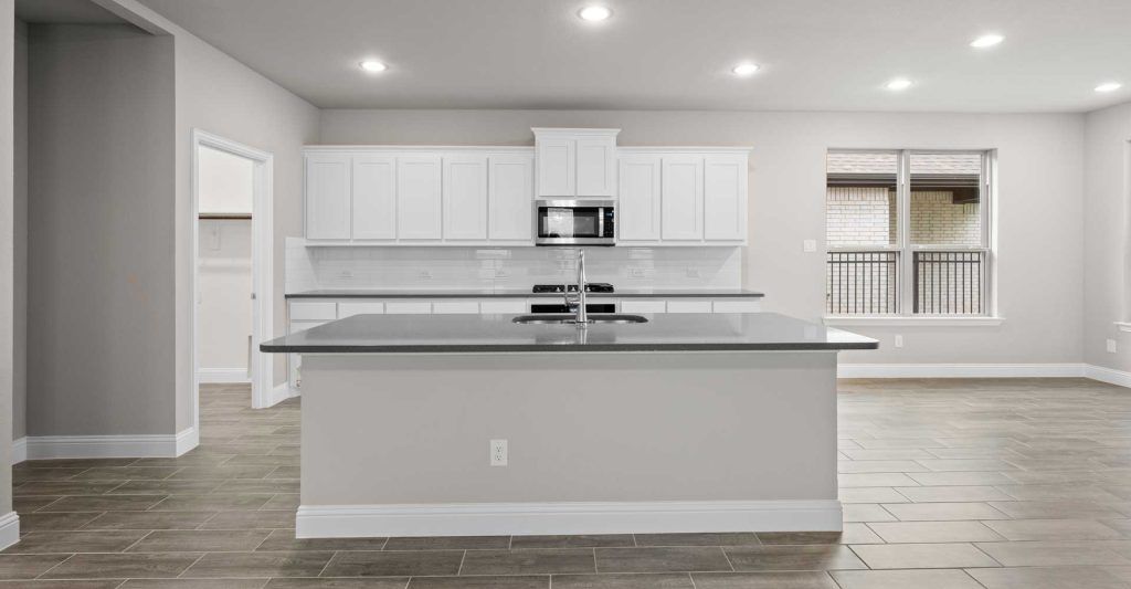 2858 Buttermilk Dr. Midlothian, TX 76065