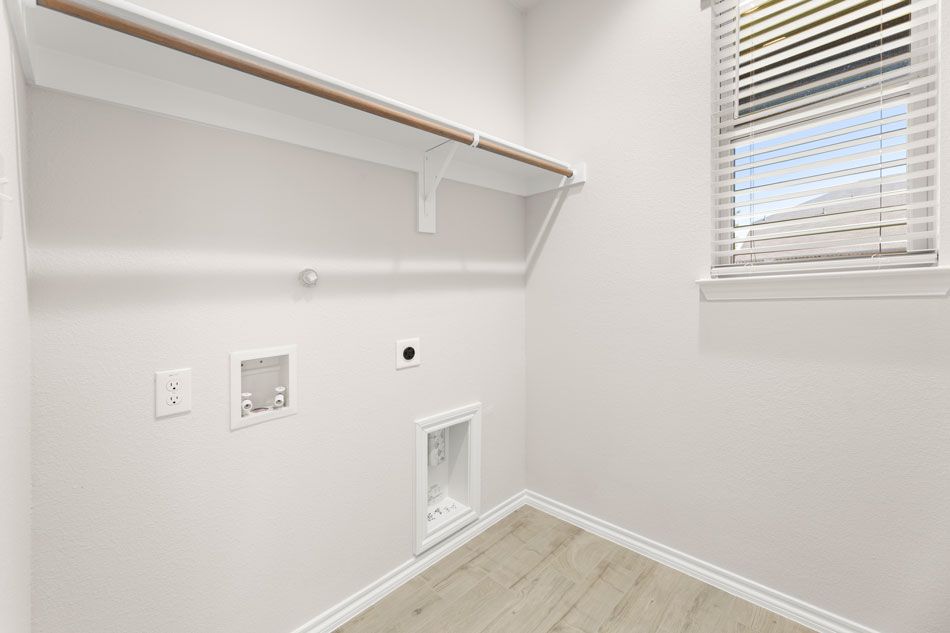 111 Aston Way. Terrell, TX 75160