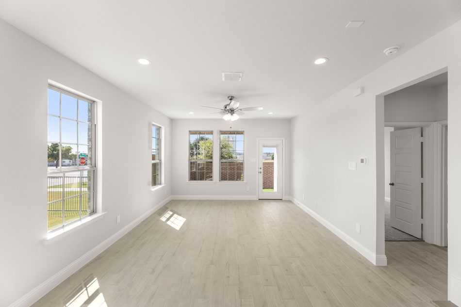 674 Sandiford Court (Palestine)