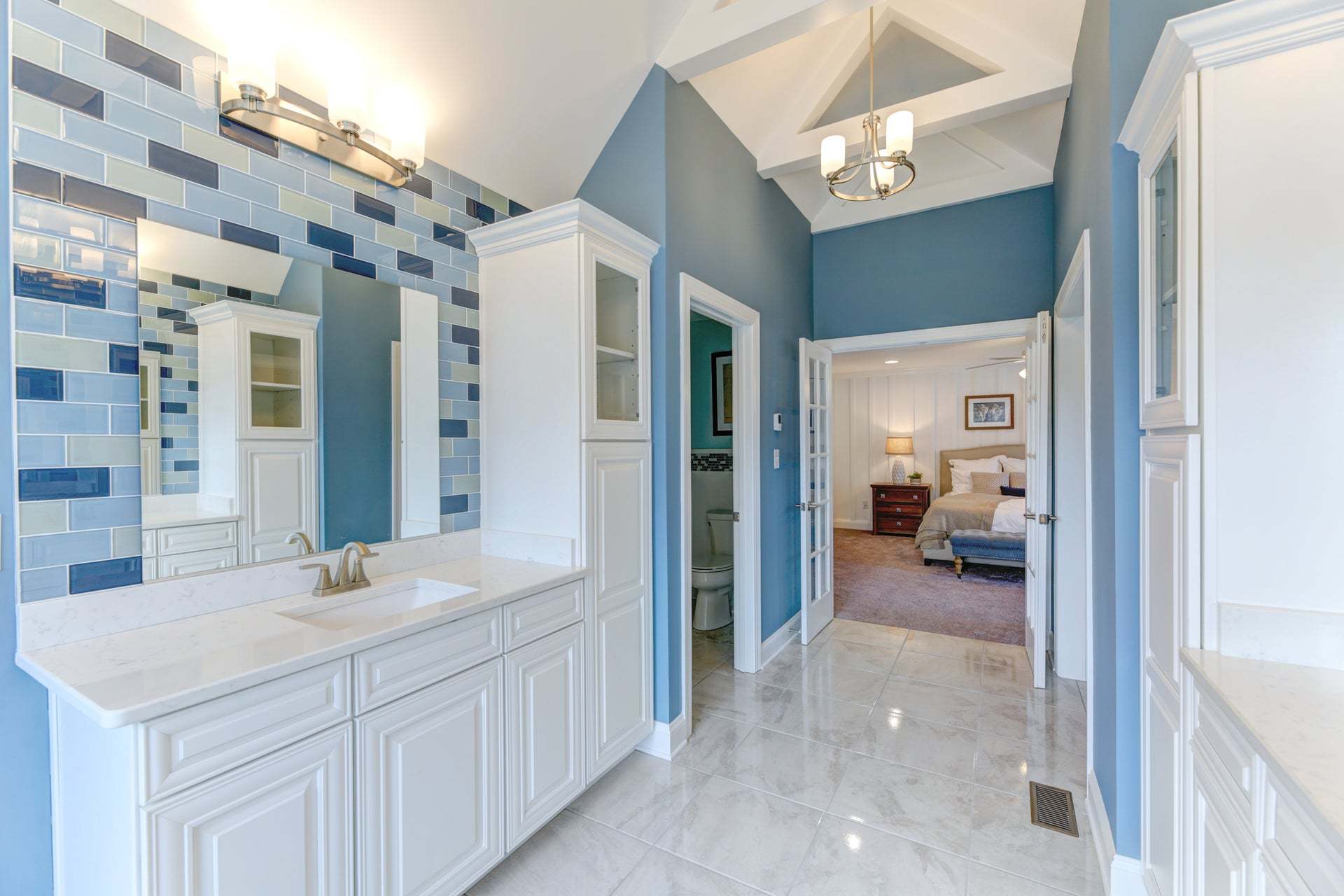 Owner's Suite Bathroom