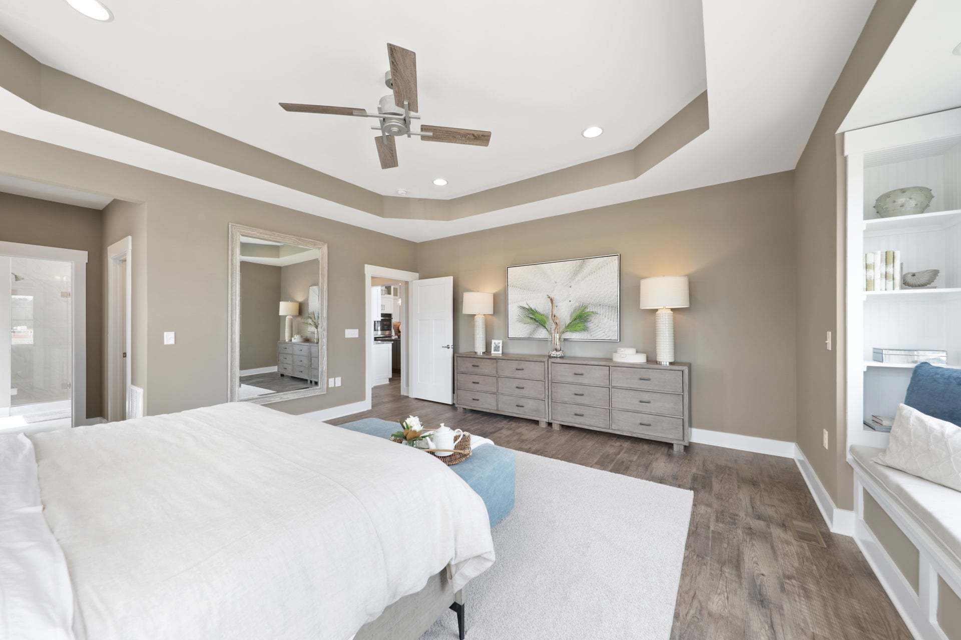 The Peterman Owner's Suite