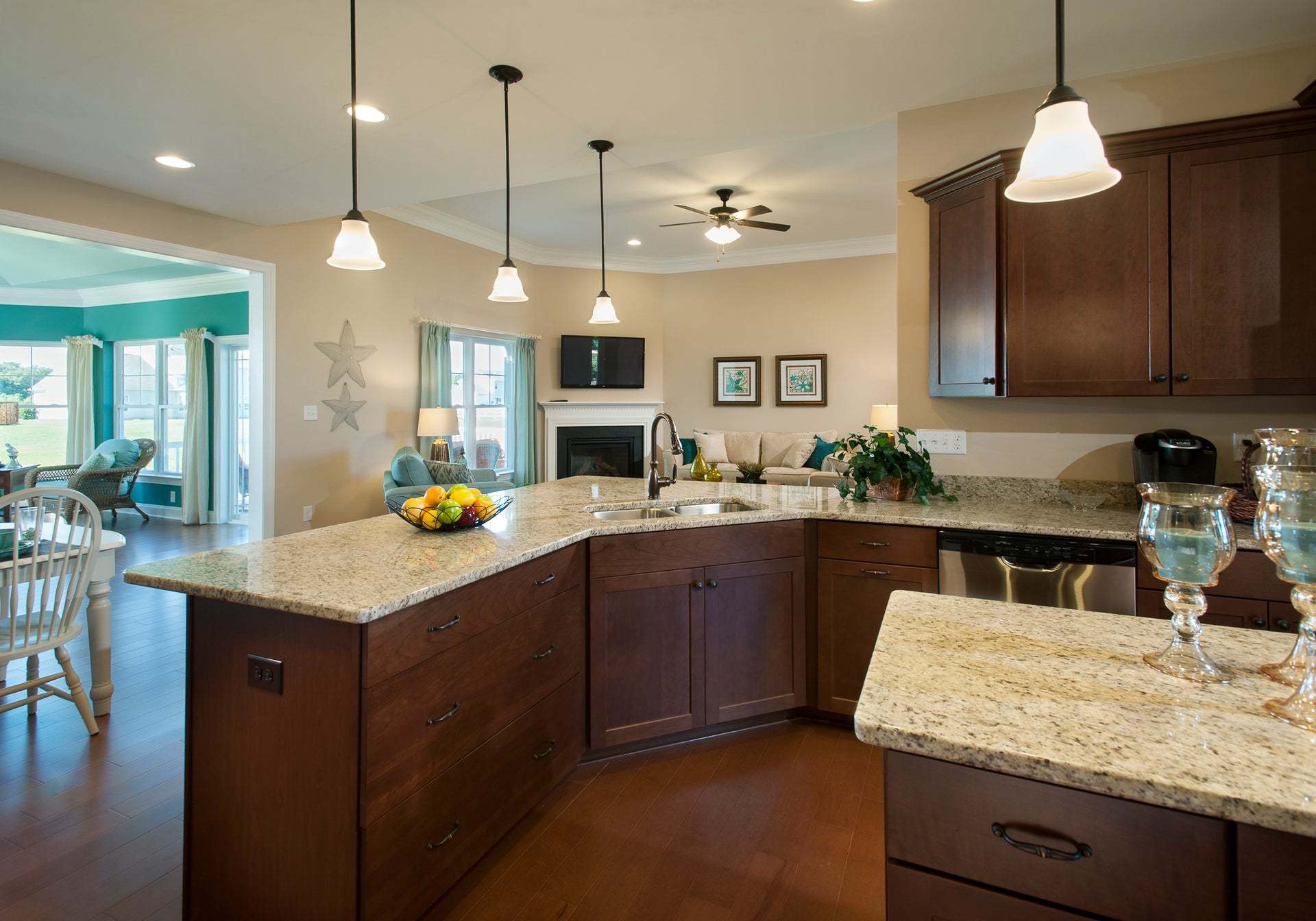 The Elaine Kitchen