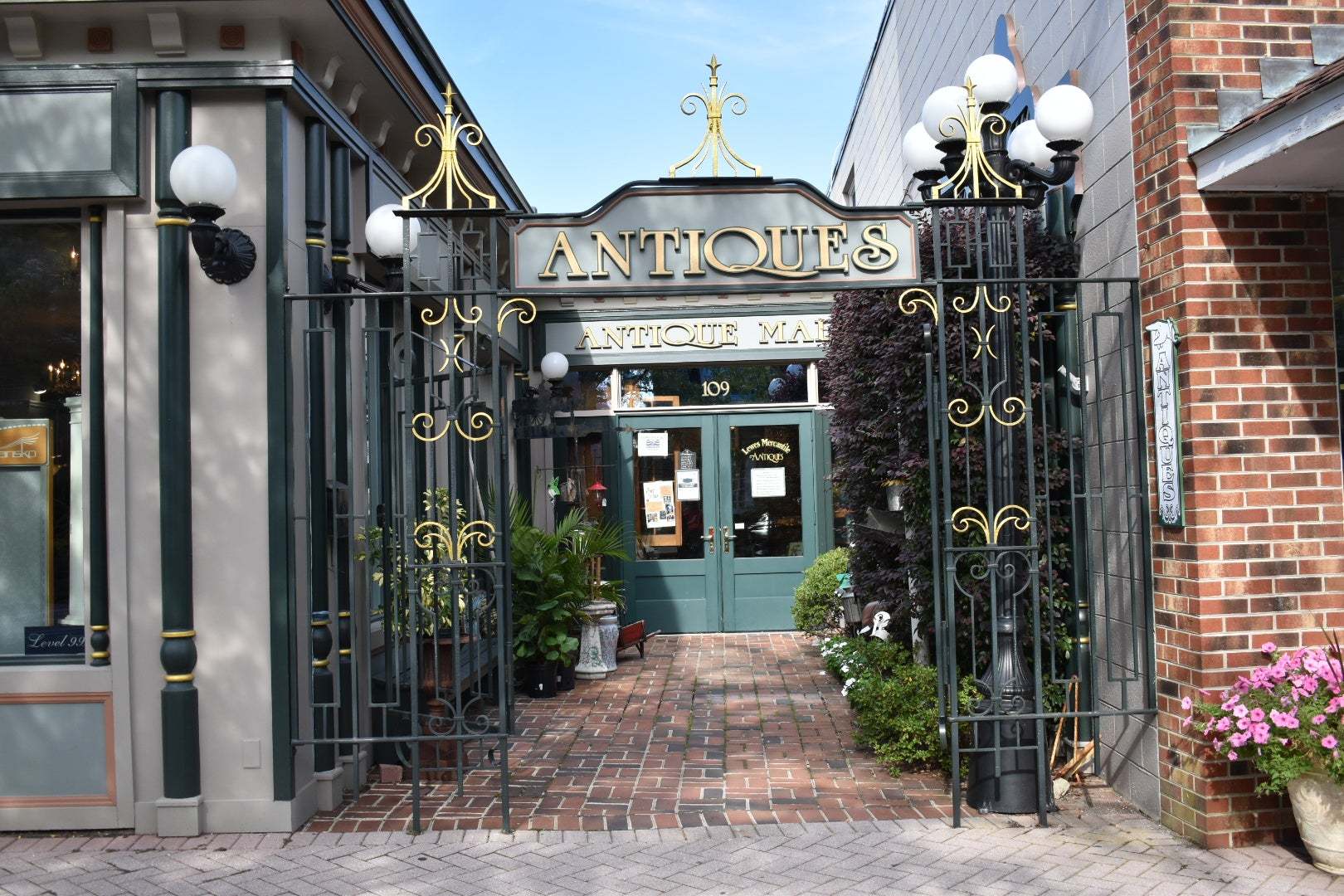 Antique Store in Lewes, DE